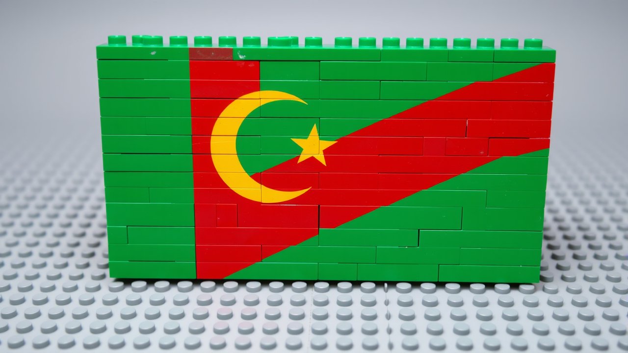 Flag of Mauritania 🇲🇷 in lego bricks style